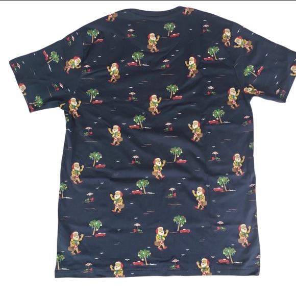 Denim and Flower Christmas Tshirt size M NWT - Picture 2 of 8